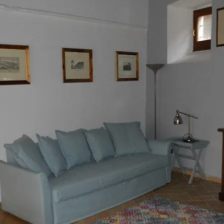 In Centro アパート スポレート