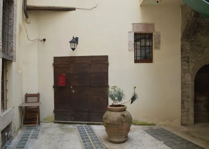 In Centro スポレート